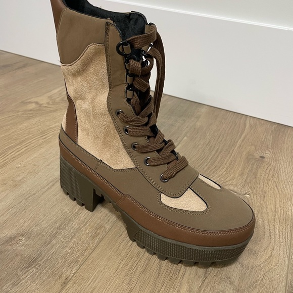 Forever 21 BROWN BOOTS  - Size 6.5 - Picture 2 of 3